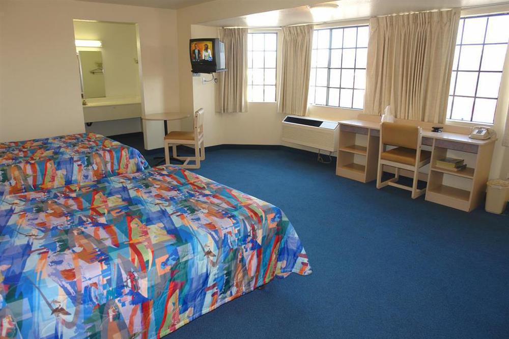 Motel 6-Escondido, Ca 객실 사진