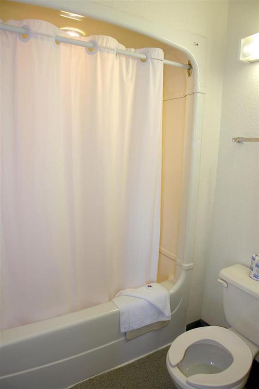 Motel 6-Escondido, Ca 객실 사진